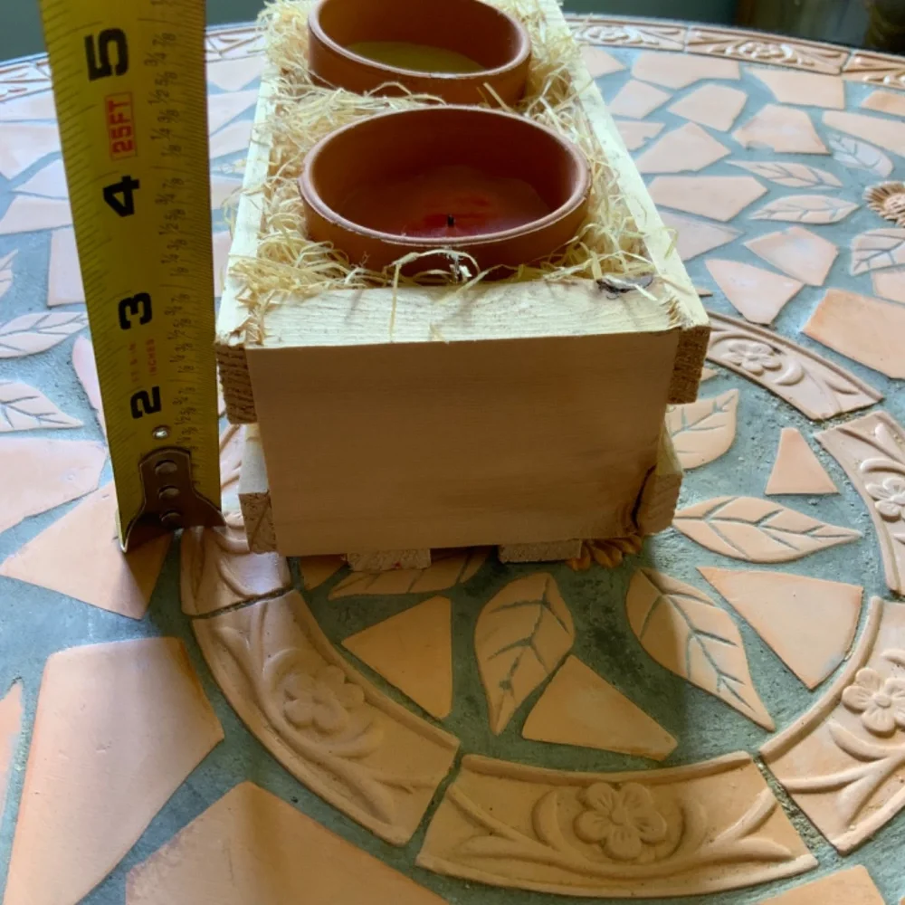 Garden Essence Aroma Therapy Candle Set in Mini Crate - Picture 6 of 9